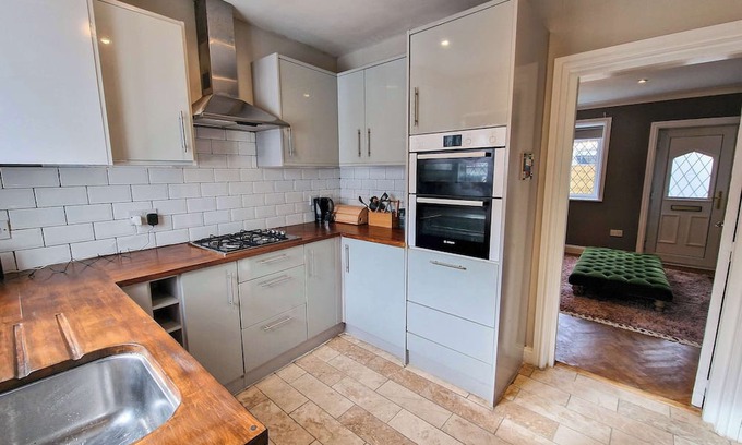 Lymm House | City SuperHost - Lovely 3 bed home