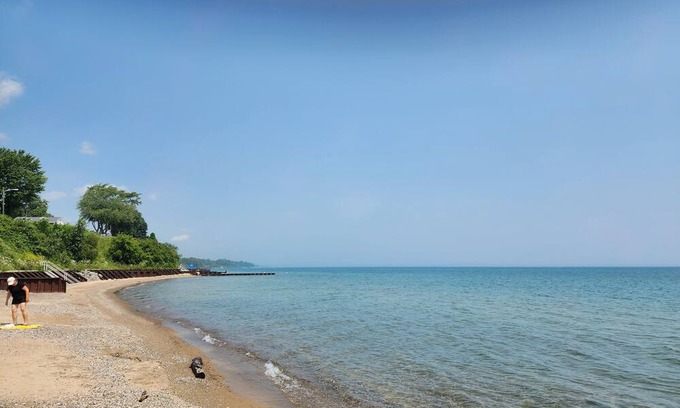 Lexington Cottage | Lil peace of heaven ,enjoy a relaxing vacation, spacious yard and beach access