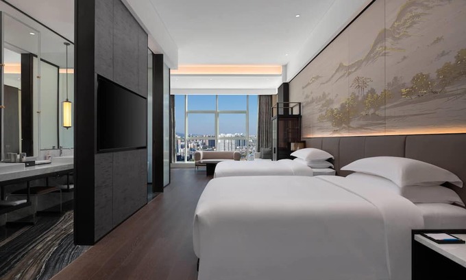 Hecheng District Hotel | Wyndham Huaihua South