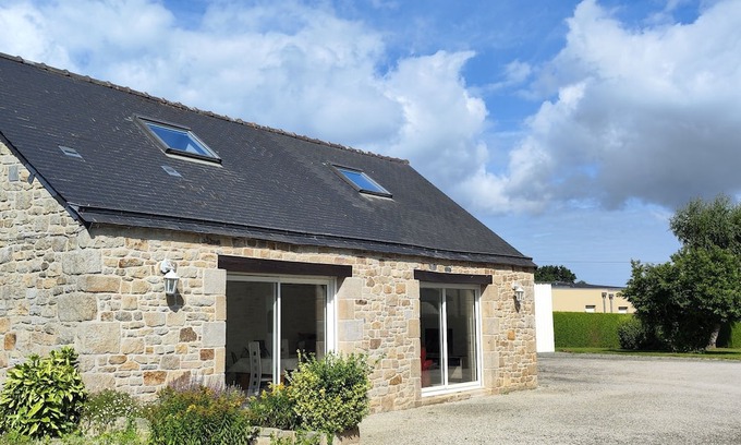 Pleven House | Gîte Fleur du Paradis,