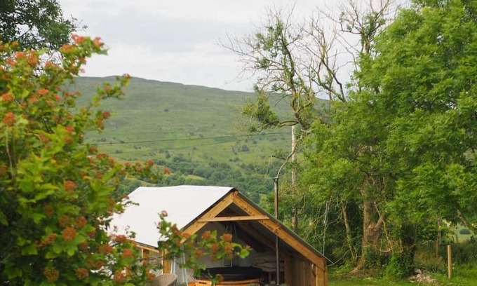 Dromore Cottage | Cosy Country Cottage