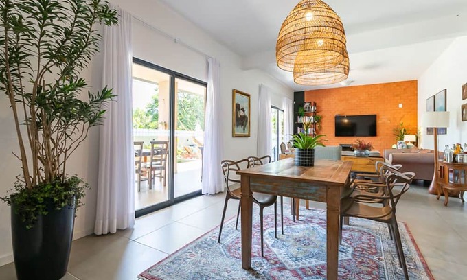 Porto da Lagoa House | Paraíso Encantador em Santa Catarina