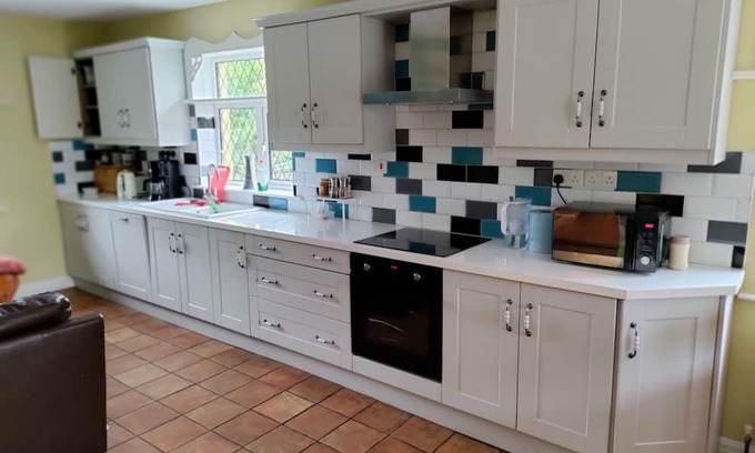 Manorhamilton House | 'Long Acre', Bungalow and country retreat in Manorhamilton, Leitrim, Ireland