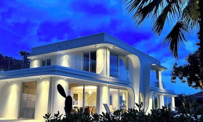 L'Assunta Villa | La Sicile Lobster House