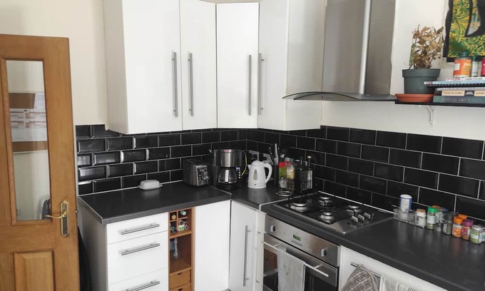 Tufnell Park Apartment | Beautiful and cosy 2-bedroom maisonette with private garden - Islington N19