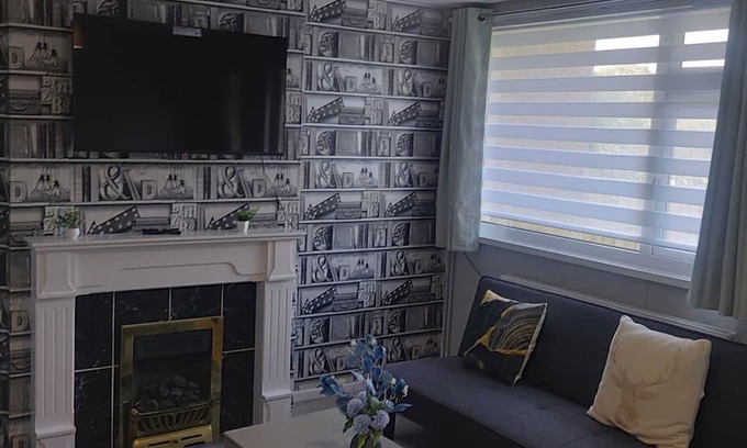 Aberdare House | Comfy home in the heart of Aberdare.