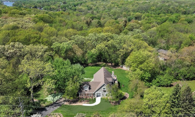 Plato Center House | Spacious 5BR Family-Friendly Oasis w/ Hot Tub