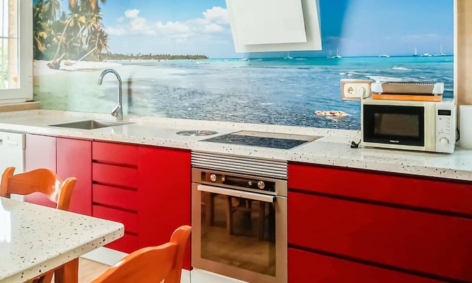 Pinos Puente House | Wonderful holidays await you in this beautiful holiday home with pool.