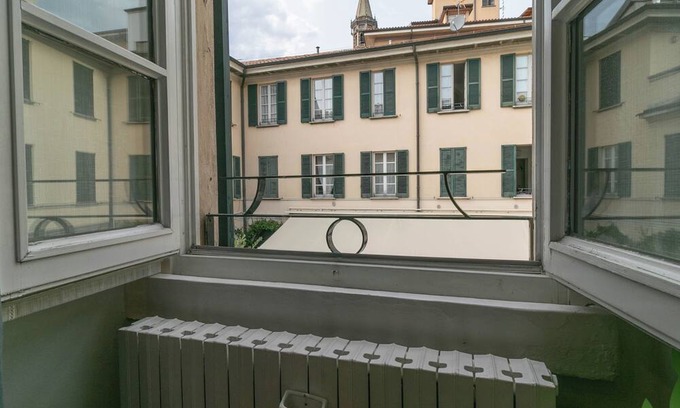 Lecco Apartment | Madame Bovara - One Bedroom Apartment, Sleeps 4