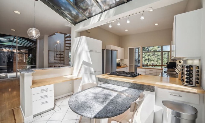 Mill Valley House | Mill Valley Treehouse