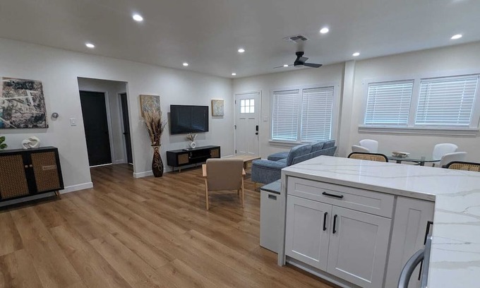 Coronado House | Beautiful Red Brick Home in Coronado District near Central Phoenix