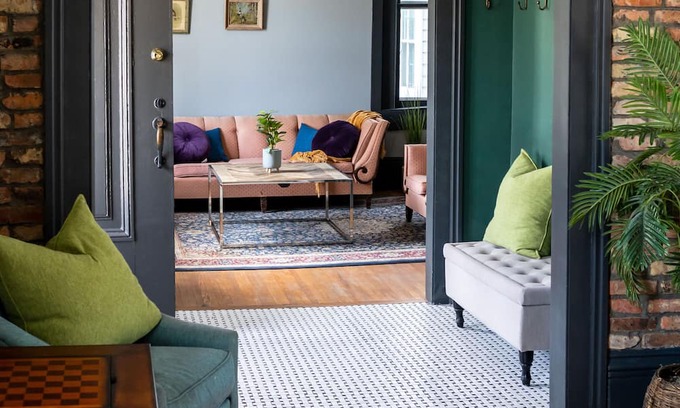 Port Dover House | Luxe Lakeside Retreat