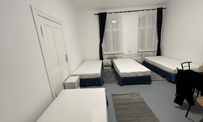 Potsdam Nord Apartment | Familien Apartment /Pension in Potsdam 3km von Schloss Sanssouci