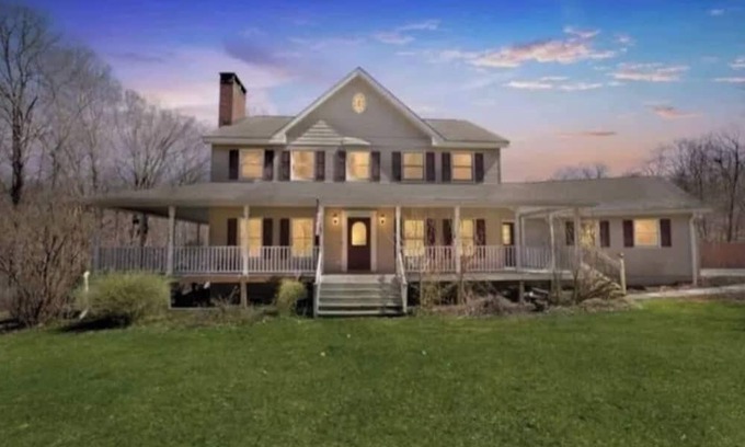 Putnam Valley House | @iHeartNYState 5br - Hot Tub Sauna Jacuzzi