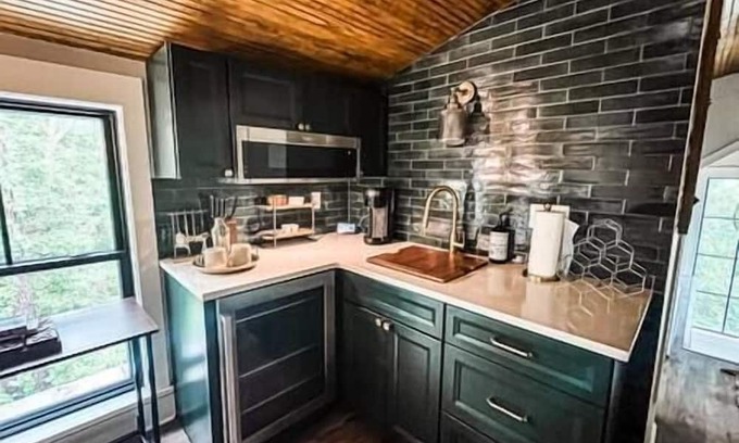 Hanahan House | Pool House on a tidal creek
