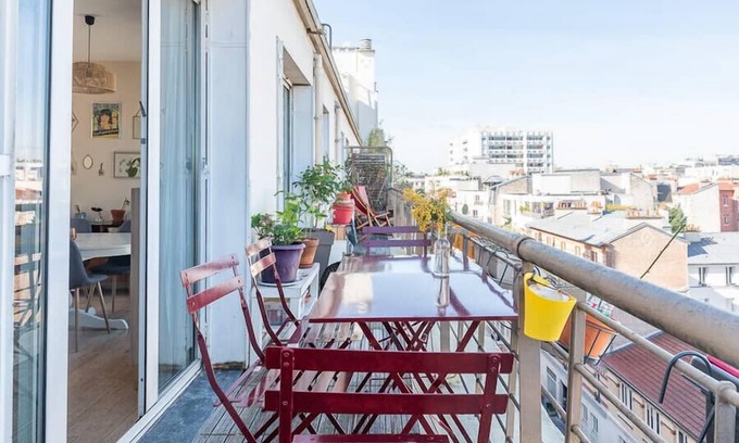 Charonne Apartment | Charming island of calm in Paris