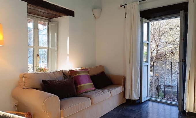 Pola de Lena Apartment | Wonderful Rural House Lena