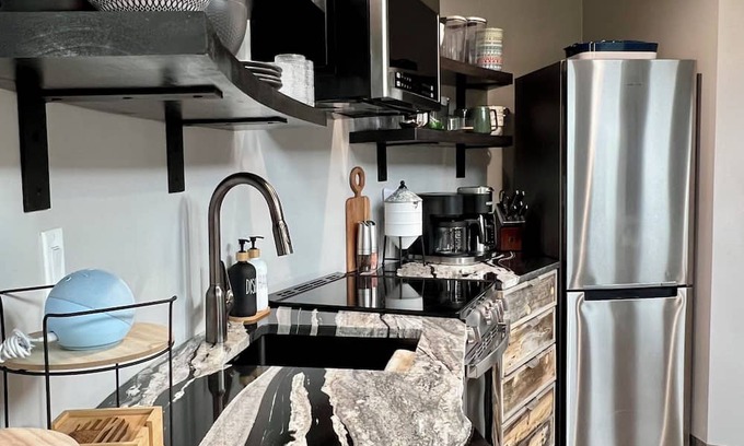 Glendale Apartment | The Silo Loft at Goose Lake Lane, at East Zion & Bryce Canyon National Parks