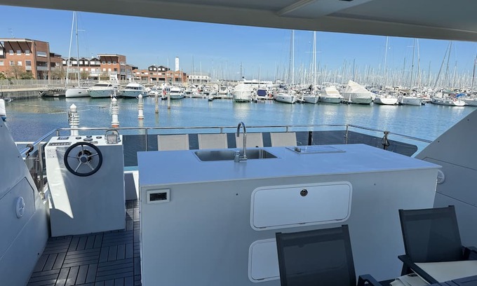 Marina di Ravenna Boat Rental | Houseboat, Marina di ravenna, Marinara, Cervia, yachts, suit, casa galleggiante