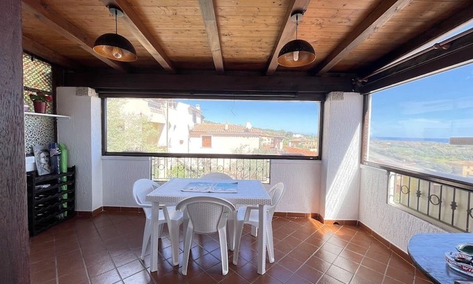 Luddui Apartment | H 50 SEA VIEW HOUSE IN BUDONI HILL