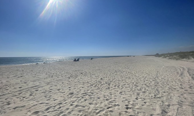 Shirley Apartment | Dog friendly Summer rental, Memorial to labor day +, yard and pool close2beach