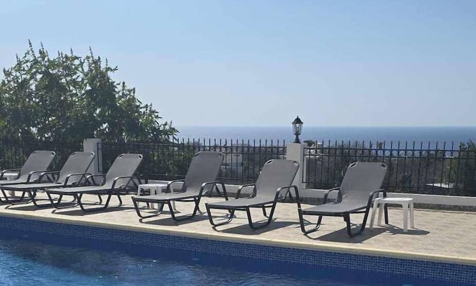 Kissonerga Apartment | Sea Sunset Hill