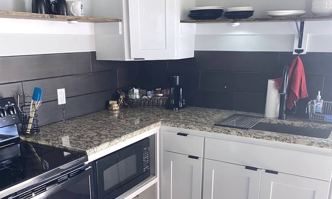 Graham Apartment | Lake Side Cabin. Pet friendly.