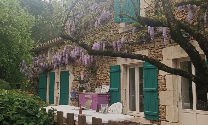 Bazoges-en-Pareds Cottage | Maison de Famille Chaleureuse au Coeur du Bocage Vendéen - 30' du Puy du Fou