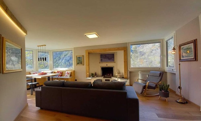 Dolonne Apartment | Vrbo Property