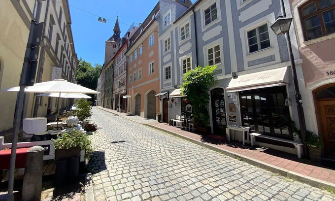 Landsberg am Lech Apartment | Ferienwohnung Highlands - Villafunkelbunt