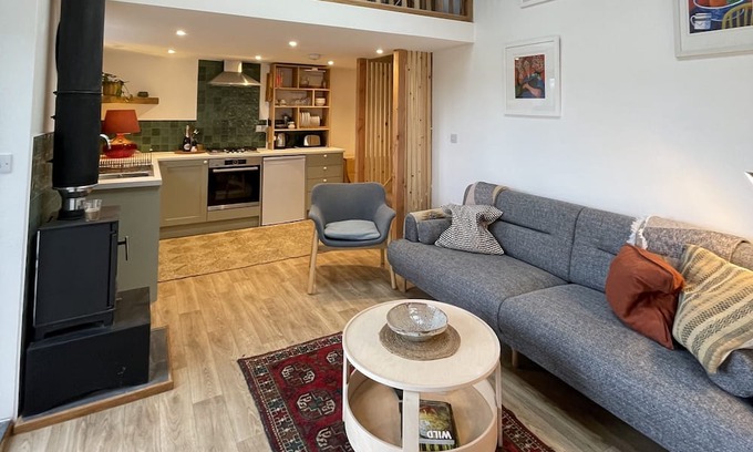 Lifton Apartment | Felly House Annex