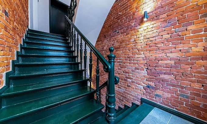 Magdeburg Condo | Living & Comfort Loft-suite: Fast Wifi, Coffee, Netflix, Kingsize Beds