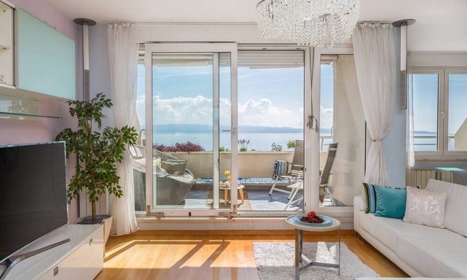 Znjan Apartment | Discover Your vacation in Split,offering modern comfort and Mediterranean charm