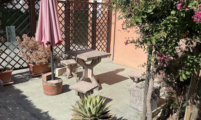 Bisenti Apartment | Charming Central Bisenti Getaway with Garden and off street parking