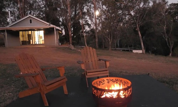Murphys Creek House | Farm Stay - 2 Bedroom cottage