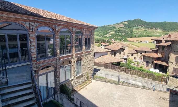 Bubbio House | Villa Sibilla - finely renovated farmhouse in the town center