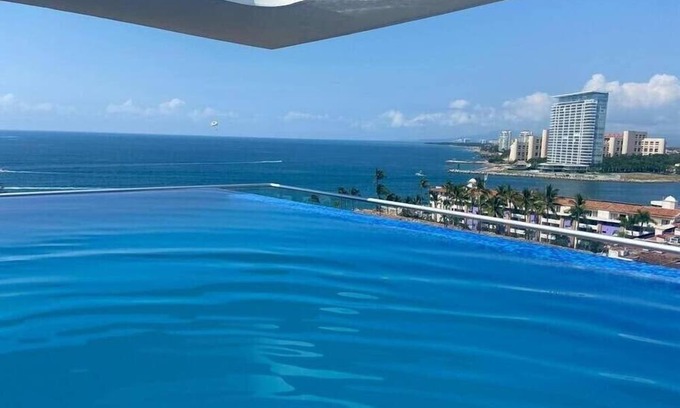 North Hotel Zone Apartment | Oceanview Rooftop, Pool, Hot Tub, BBQ, Near Beach