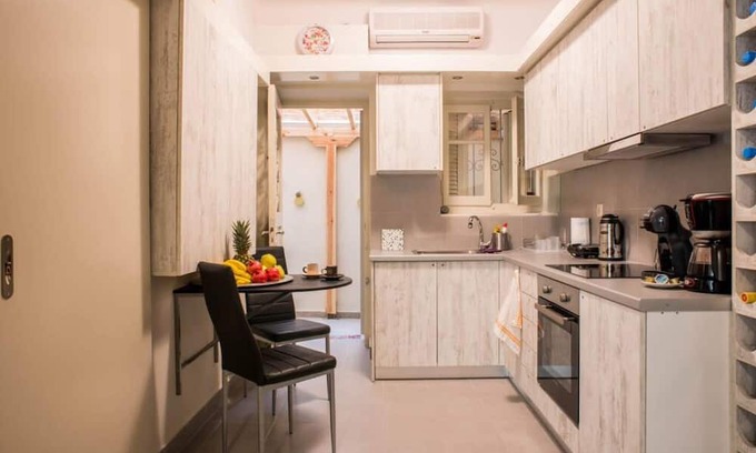 Nea Chalkidona Apartment | Fine homey & cosy apartment with patio near metro!