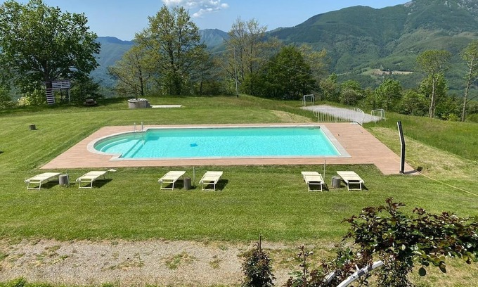 San Marcello Pistoiese Apartment | Apartment "Serrino 2" with Mountain View, Shared Pool & Wi-Fi