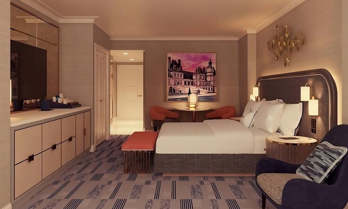 Las Vegas House | Junior Suite at Fountainebleau Las Vegas, Casino, 7 Pools, Pets Allowed!