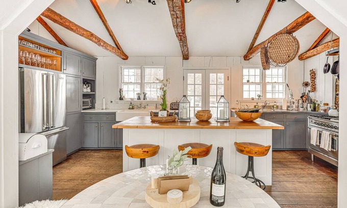 Bethlehem Cottage | Litchfield County Historic Estate: 10 Acres + Pool