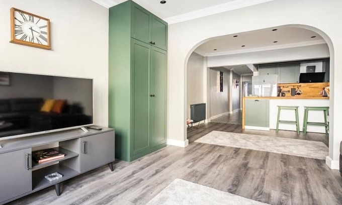 Sisli Apartment | Two-Bedroom Apartment