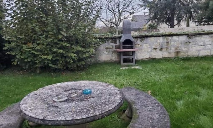 La Chapelle-sur-Loire House | Maison 3 Chambres Doubles Jardin