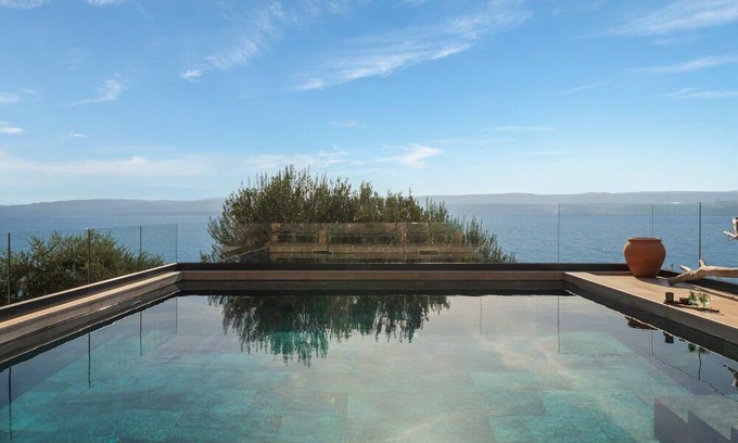 Split Villa | Cozy Villa Salt & Stone with a pool