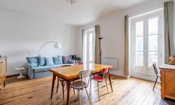 Richebourg - Saint-Clement Apartment | Apartment 'Cathédrale - Jardin Des Plantes'