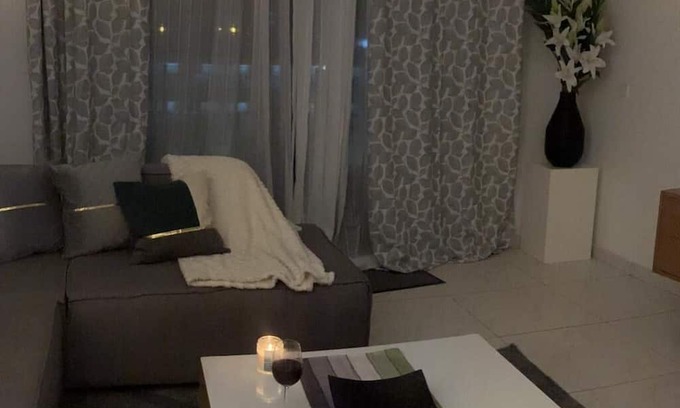 Le Plateau Apartment | Stylish 2-Bedrooms for Afcon fans 2 chambres élégantes / les amateurs de la CAN