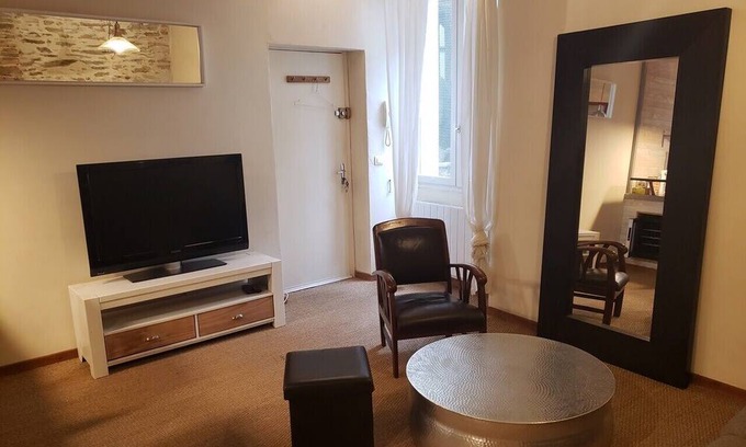Richebourg - Saint-Clement Apartment | Charming and comfortable apartment