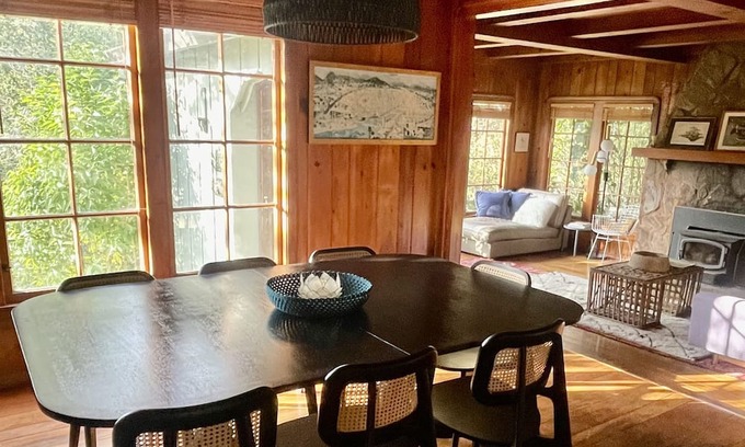 Penngrove Cabin | Willow Farm Cabin & Farm Retreat - Beautiful 100 year old cabin on farm.