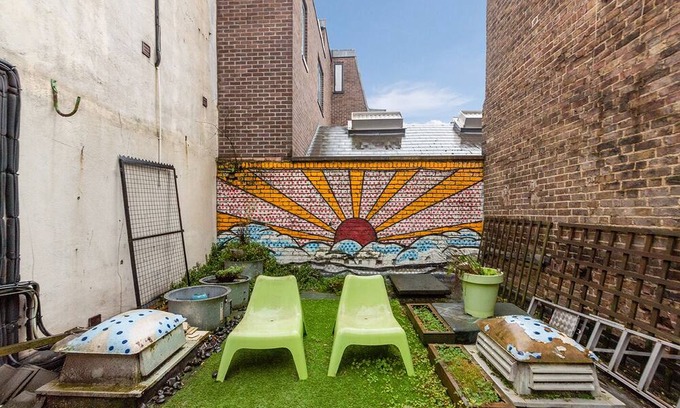 Islington Apartment | 4 Bedroom and Living Room Apartment With 2 Terraces and Over 2 Floors