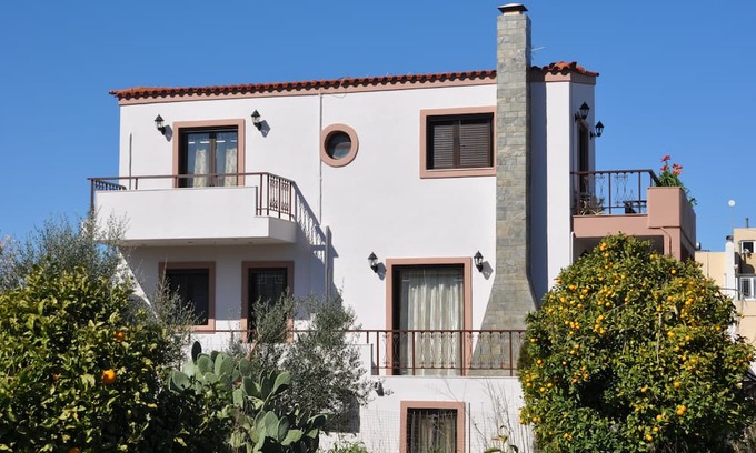 Zipari House | Anastasia's House, Zipari